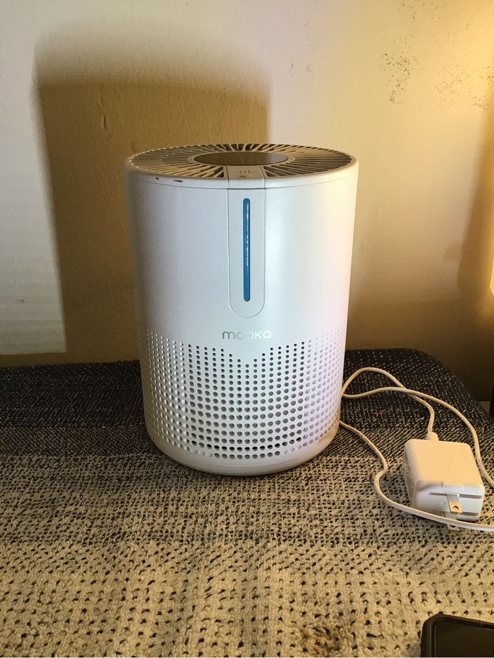 Mooka White Compact Air Purifier – Portable Home Use